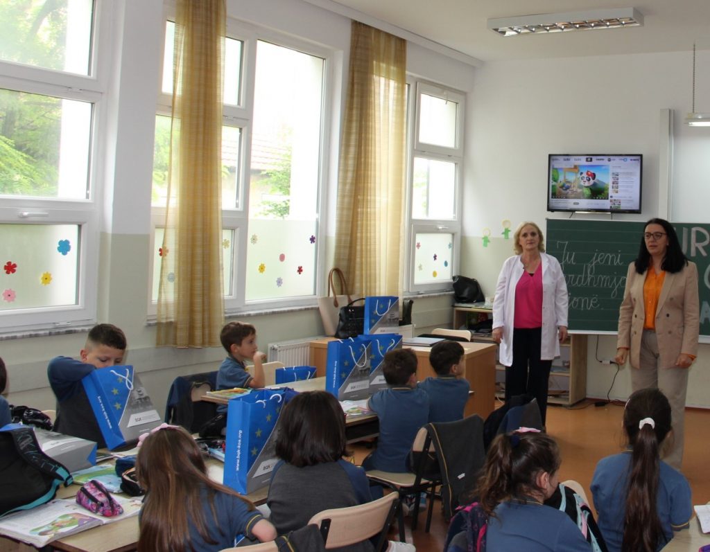 1 Qershori, Dita Ndërkombëtare e Fëmijëve, shënohet me aktivitet edukativ në SHFMU “Emin Duraku”, në Prishtinë